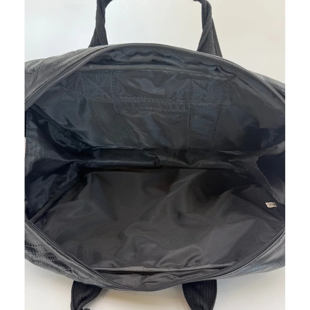 Rampage Sportfishing Yachts Genuine Leather Duffel Bag w/ Strap 19x13